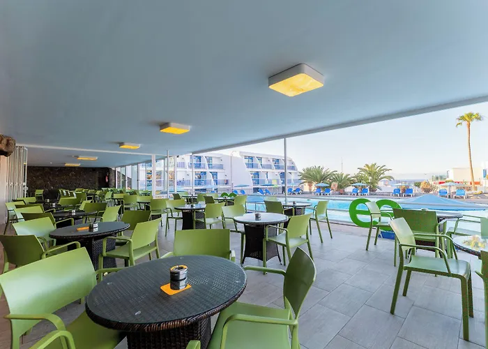 Ereza Hibiscos - Adults Only *