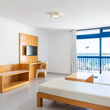 Ereza Hibiscos - Adults Only *